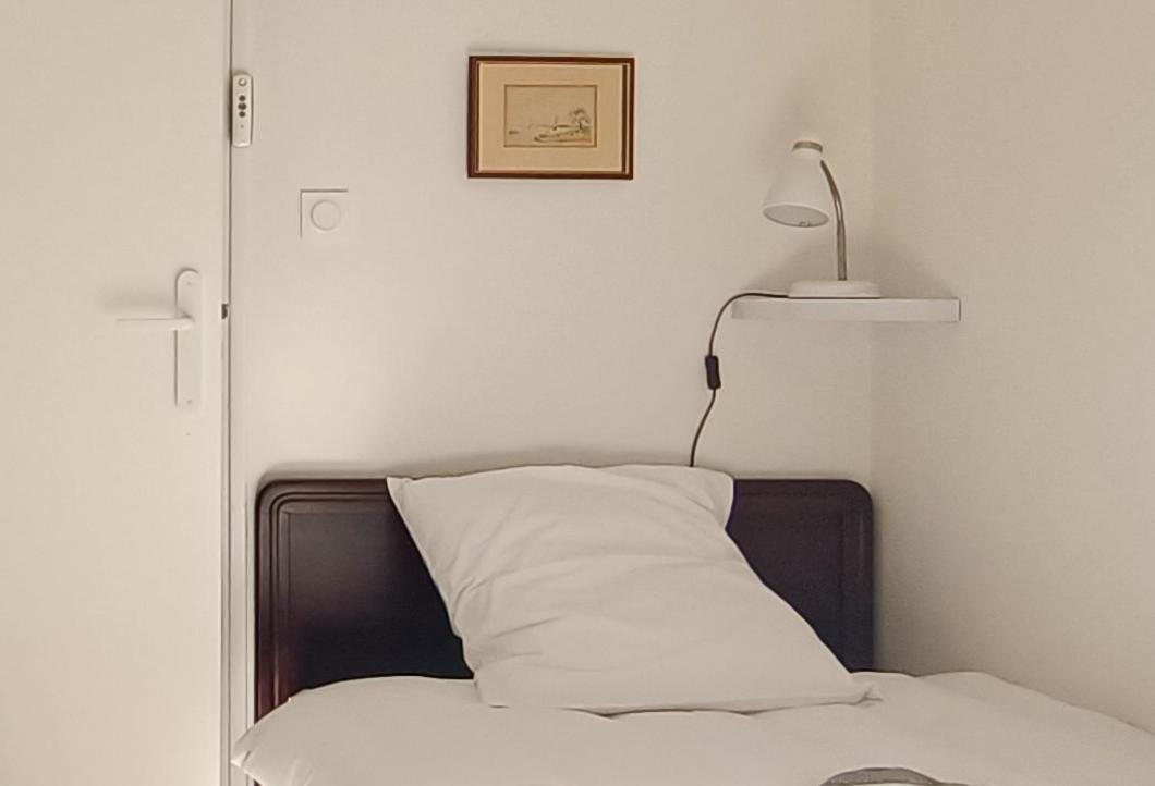 Grand Appartement, 2 Chambres Et Jardin นีมส์ ภายนอก รูปภาพ