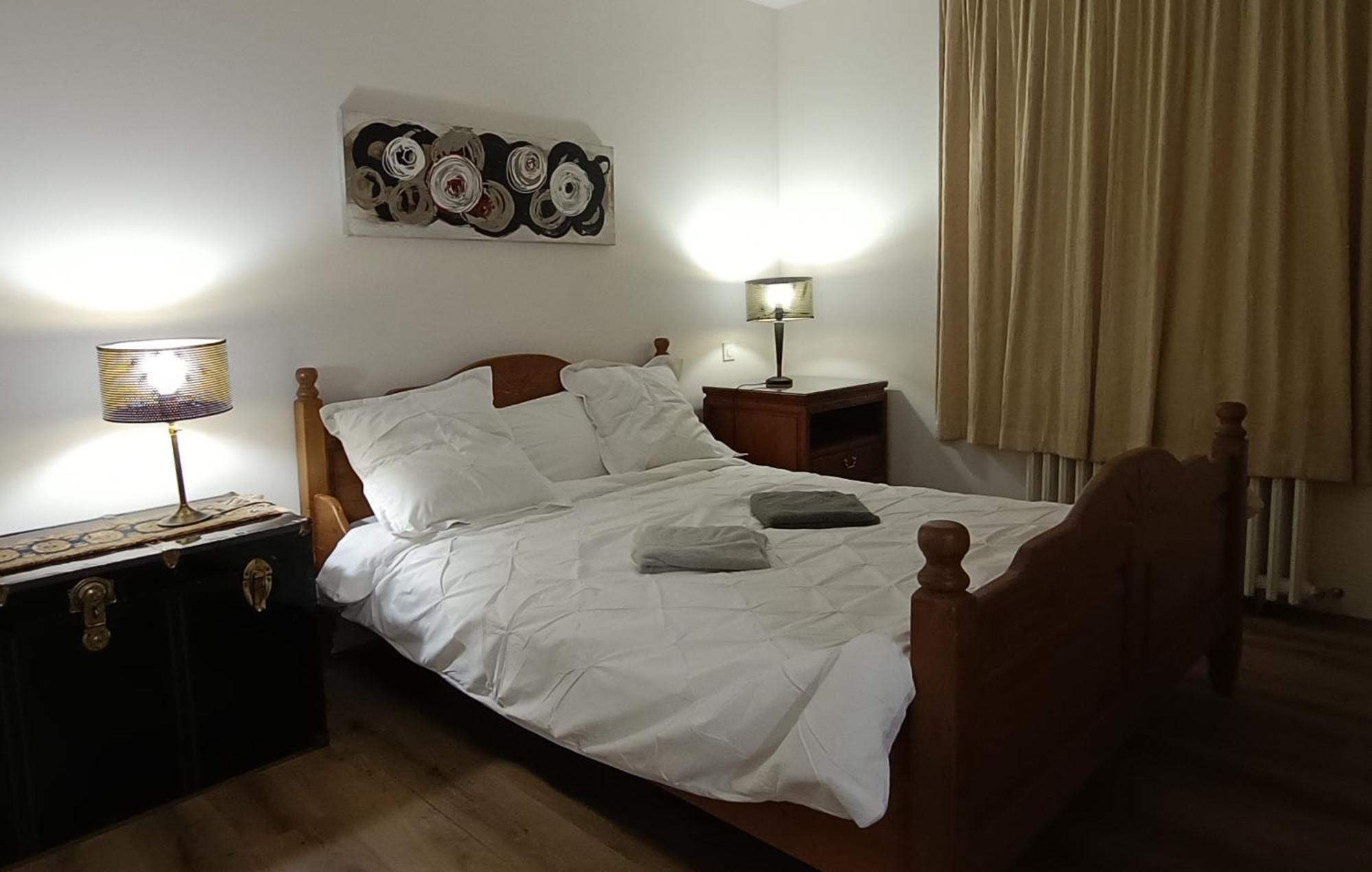 Grand Appartement, 2 Chambres Et Jardin นีมส์ ภายนอก รูปภาพ